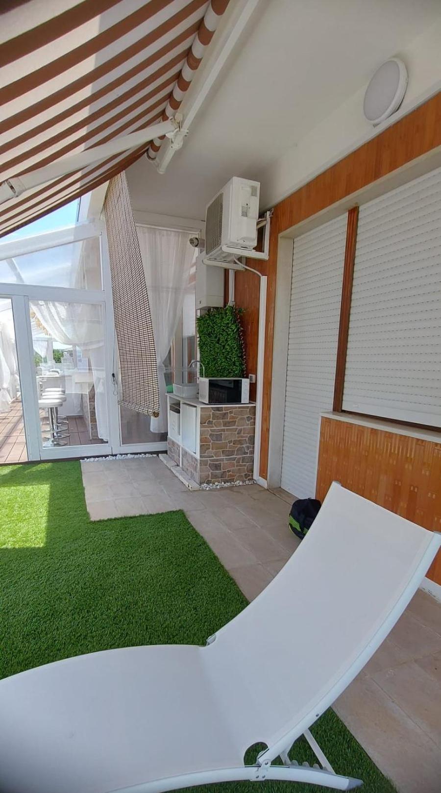 Attico San Michele Apartment เปสการา ภายนอก รูปภาพ